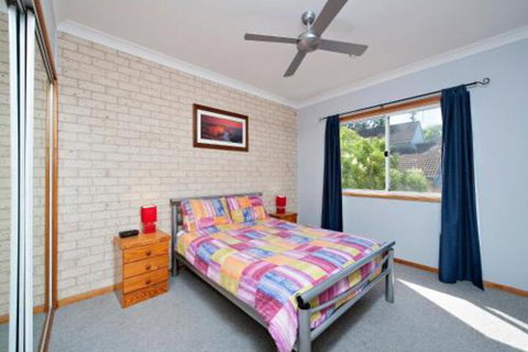 Portside - New Castle Holiday 3