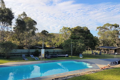 Woodbine Park Eco Cabins - New Castle Holiday 3