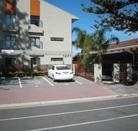Marco Polo Apartments - New Castle Holiday