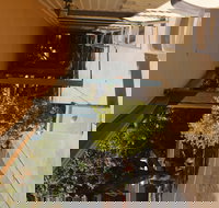 Ten Dollar Town Motel - New Castle Holiday