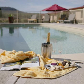 Nightingale Luxury Villas - New Castle Holiday 2