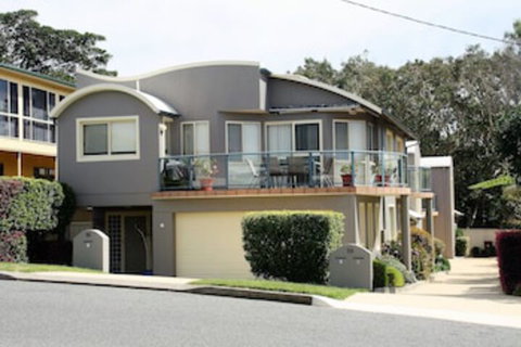 Seafaring At Fingal Bay - New Castle Holiday 0