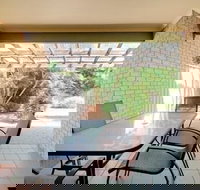 Bombora at Fingal Bay - New Castle Holiday