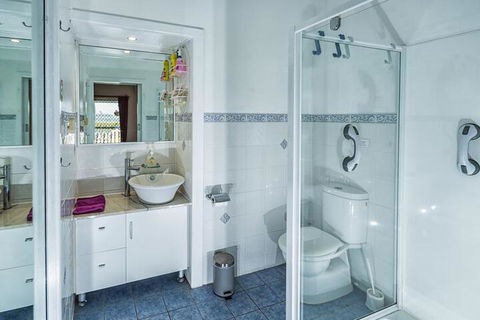 Boonah Hilltop Cottage - New Castle Holiday 3