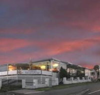 Bridport Bay Inn - New Castle Holiday