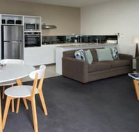 Shells Apartments - New Castle Holiday