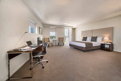 Empire Apartment Hotel - New Castle Holiday 14