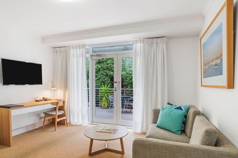 Williamstown Residences - New Castle Holiday 12