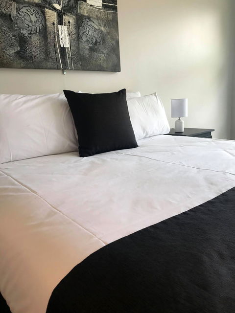 Guiding Star Hotel - New Castle Holiday 4