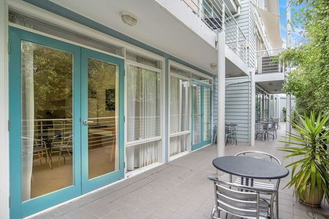 Williamstown Residences - New Castle Holiday 3