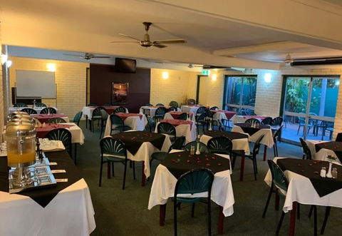 Pine Tree Motel - New Castle Holiday 2