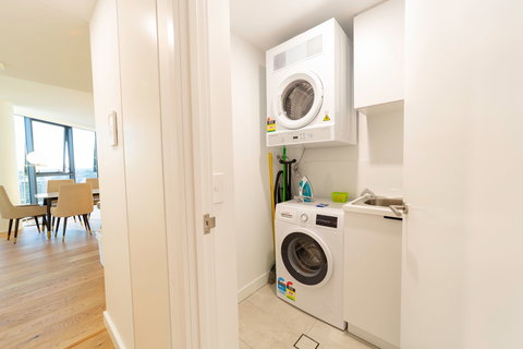 Arise Brisbane One - New Castle Holiday 3