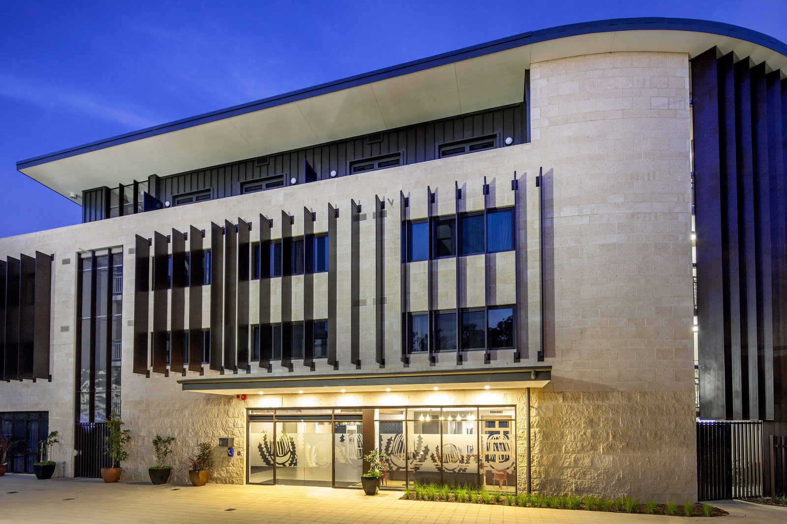 Nedlands WA New Castle Holiday