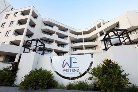 Central West End Apartments - New Castle Holiday 0