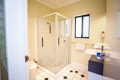 Darra Motel And Conference Centre - New Castle Holiday 17