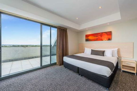 Mantra Tullamarine Hotel - New Castle Holiday 10