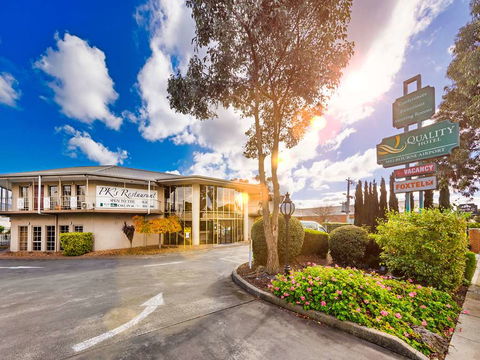 Quality Hotel Melbourne Airport - New Castle Holiday 0