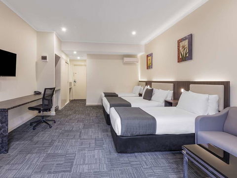Quality Hotel Melbourne Airport - New Castle Holiday 9