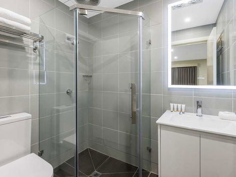 Quality Hotel Melbourne Airport - New Castle Holiday 11