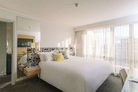 QT Canberra - New Castle Holiday 16