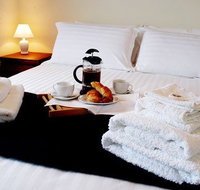 Hut on the Hill BB - New Castle Holiday