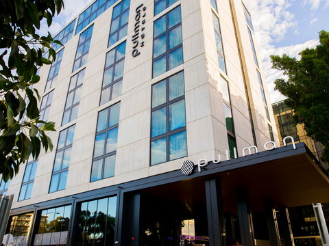 Pullman Sydney Airport Hotel - New Castle Holiday 0
