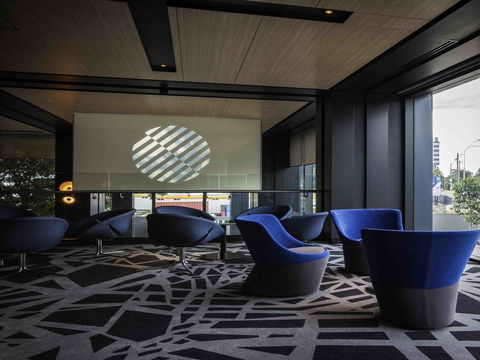 Pullman Sydney Airport Hotel - New Castle Holiday 9