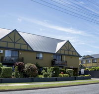 Coastal Bay Motel - New Castle Holiday