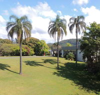 Comfort Inn Premier Coffs Harbour - New Castle Holiday