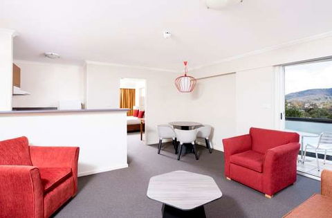 Mantra On Northbourne - New Castle Holiday 13