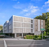 Good Life Suites - New Castle Holiday