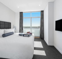 Meriton Suites Chatswood - New Castle Holiday