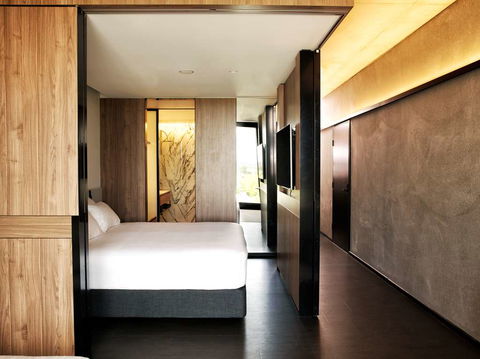 A By Adina Canberra - New Castle Holiday 6