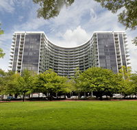 Astra Canberra Manhattan - New Castle Holiday