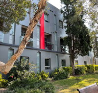 Best Western Plus Camperdown Suites - New Castle Holiday