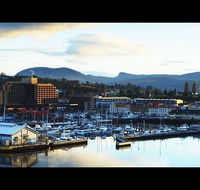 Lenna of Hobart - New Castle Holiday