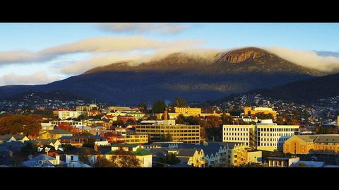 Lenna Of Hobart - New Castle Holiday 2