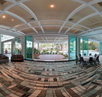 Sheraton Grand Mirage Resort Gold Coast - New Castle Holiday