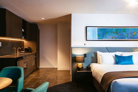 Eatons Hill Hotel - New Castle Holiday 9