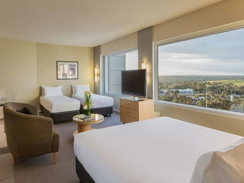 PARKROYAL Melbourne Airport - New Castle Holiday 3