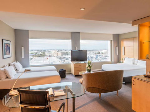 PARKROYAL Melbourne Airport - New Castle Holiday 4