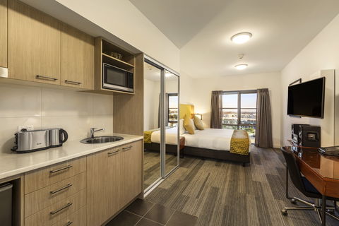 Quest Melbourne Airport - New Castle Holiday 1