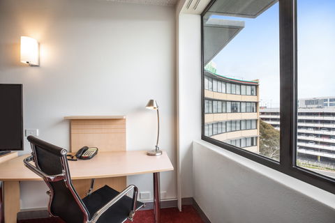Holiday Inn Melbourne Airport - New Castle Holiday 5