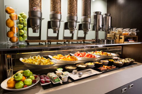 Holiday Inn Melbourne Airport - New Castle Holiday 10