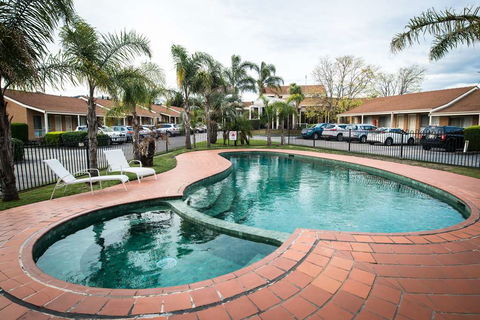 Best Western Airport Motel & Conv Ctr - New Castle Holiday 6