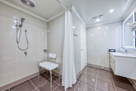 Best Western Airport Motel & Conv Ctr - New Castle Holiday 17