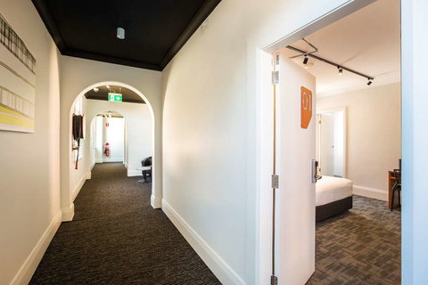 Nightcap at Regents Park Hotel - New Castle Holiday 6