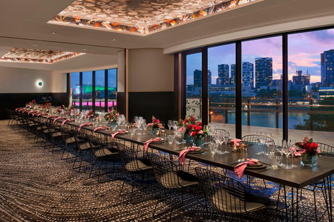 W Brisbane - New Castle Holiday 3