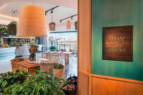 W Brisbane - New Castle Holiday 8