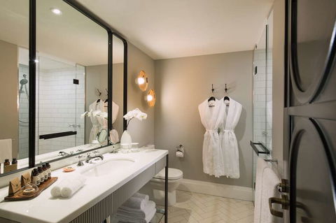 Mayfair Hotel - New Castle Holiday 7